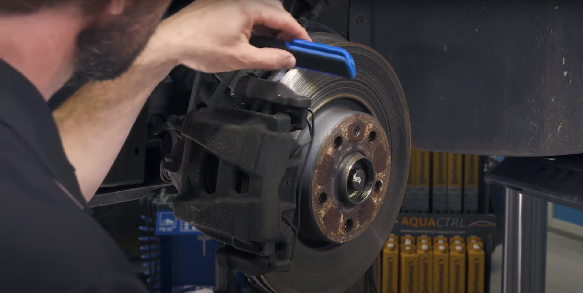 Piszczenie klocków hamulcowych